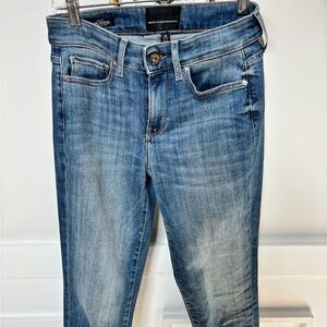 WHBM Mid-Rise Everyday Soft Girlfriend Jeans size 00